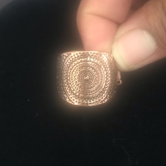 Ring! - Picture 1 of 1